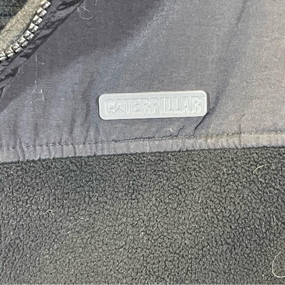 CAT Fleece Jacket, Size Large. In good used condition! - Picture 5 of 8